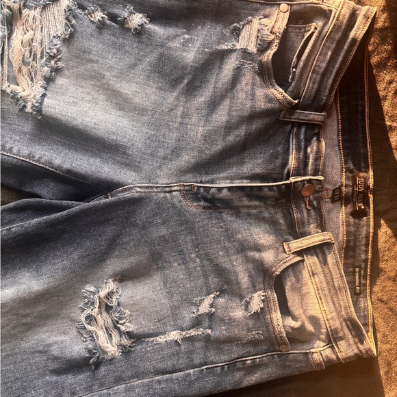Judy Blue Light Blue Distressed Jeans - Picture 2 of 4